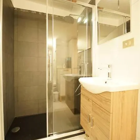 Attico In Centro A Cinquanta Metri Dal Mare Apartamento